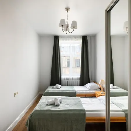 アパート Cozy 2 Bedroom In Centre *