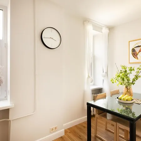 Cozy 2 Bedroom In Centre Apartament Ryga